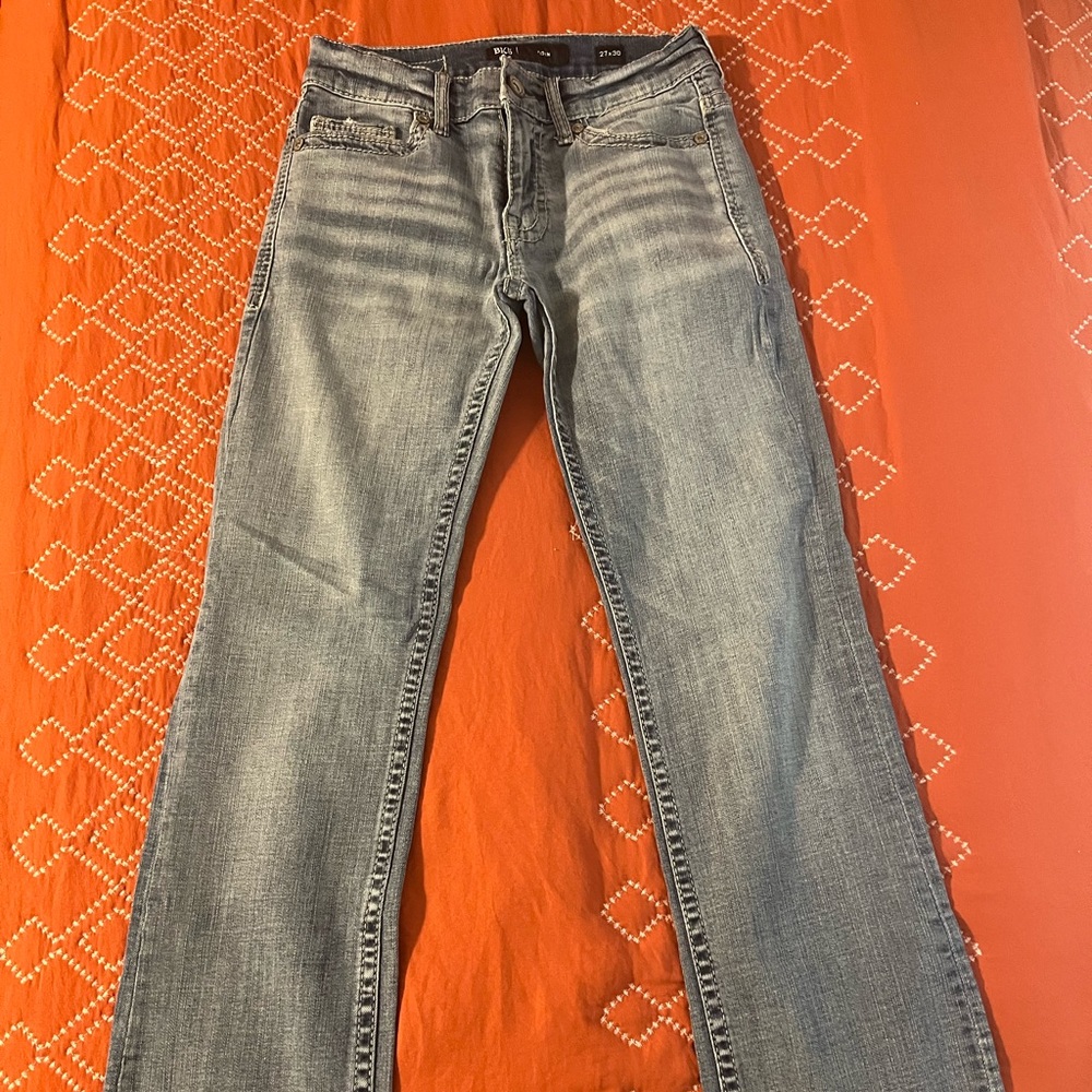 NWOT. Buckle Jeans. 27x30. “Aiden” bootcut.